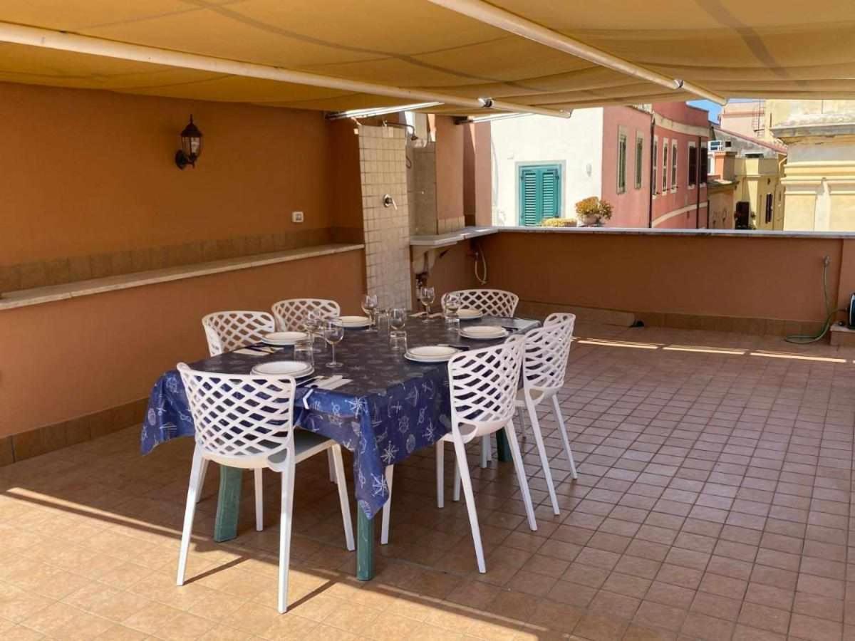 Appartamento Attico Medieval Sea View Nettuno Esterno foto