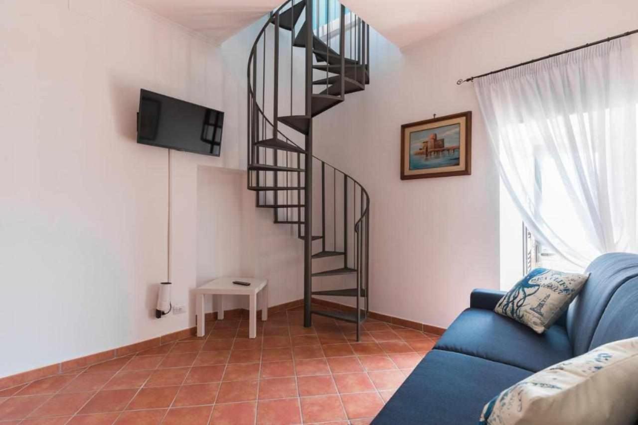 Appartamento Attico Medieval Sea View Nettuno Esterno foto
