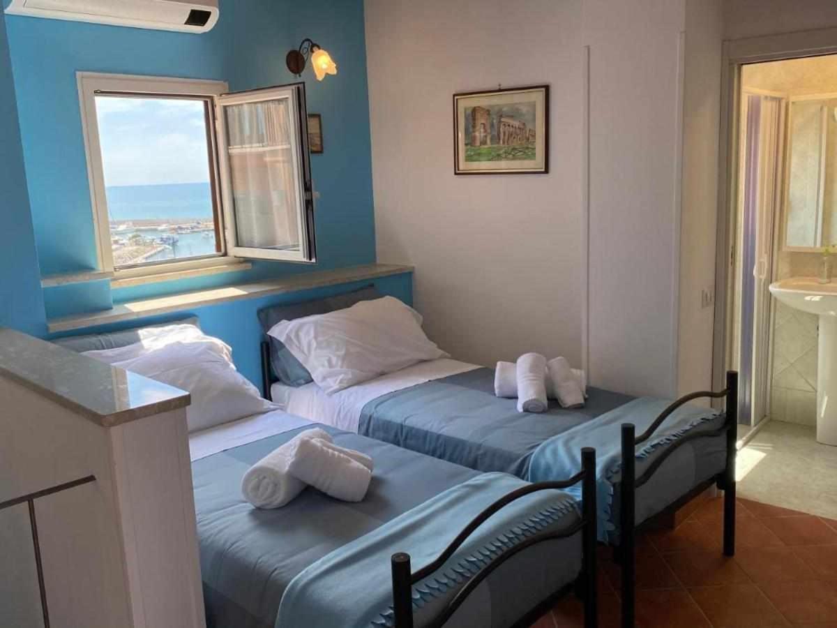Appartamento Attico Medieval Sea View Nettuno Esterno foto